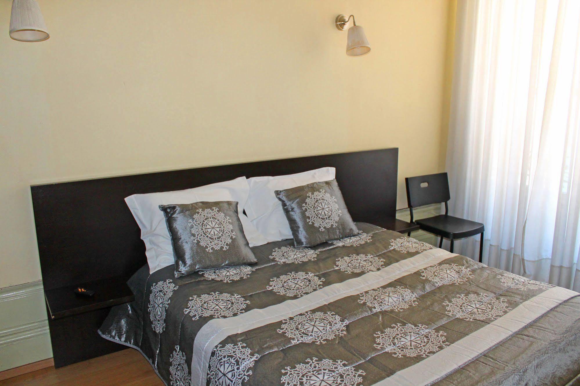 Lunar Guest House Porto Ngoại thất bức ảnh