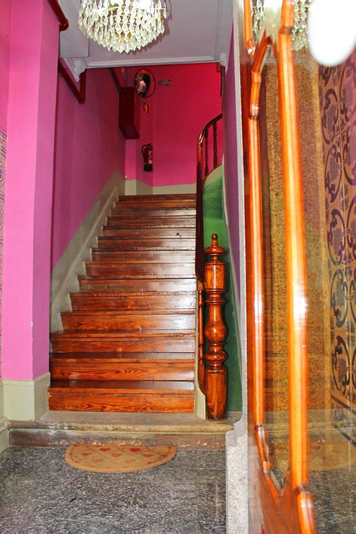 Lunar Guest House Porto Ngoại thất bức ảnh